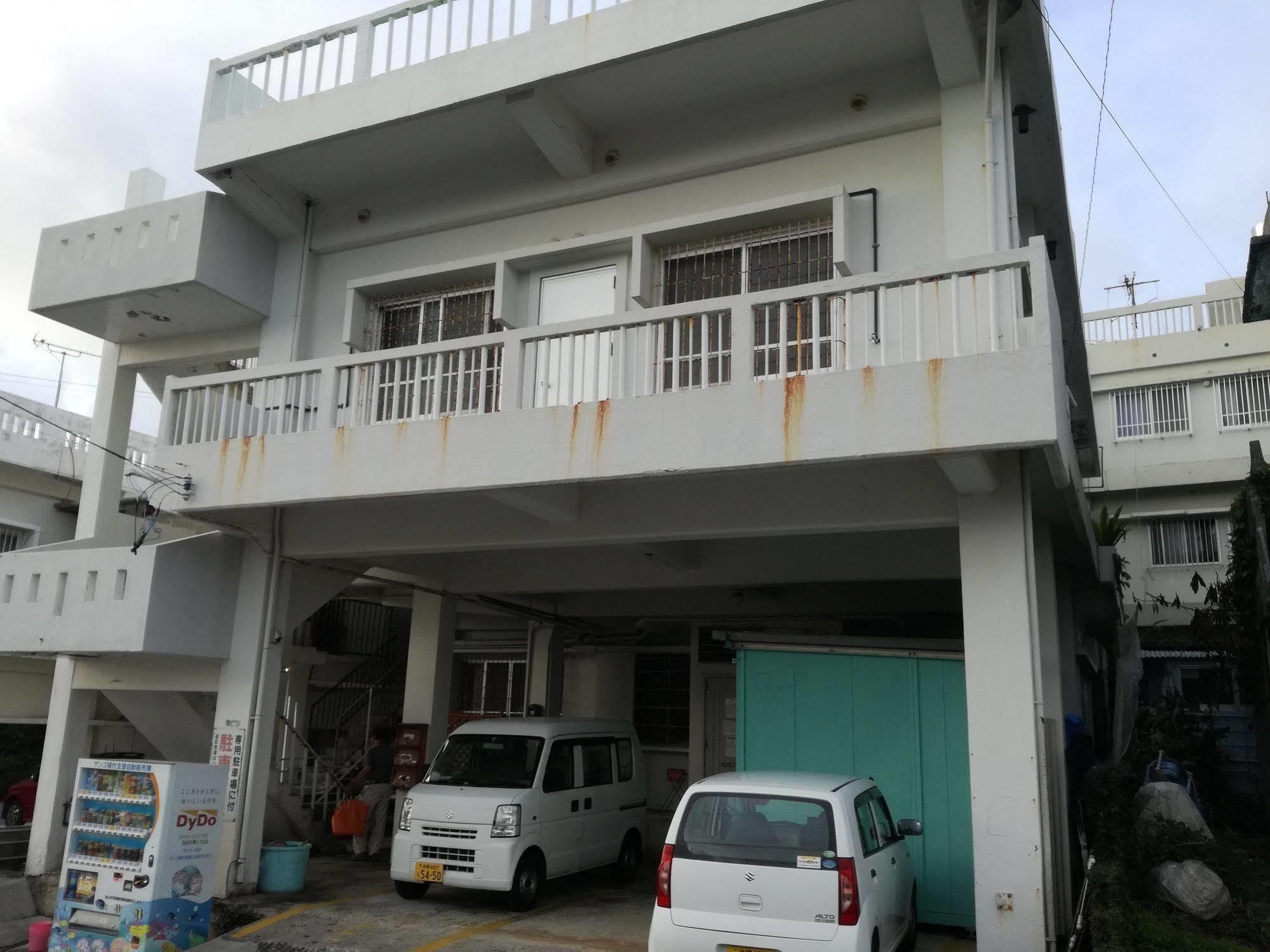 Koza Share House Ξενοδοχείο Okinawa Εξωτερικό φωτογραφία